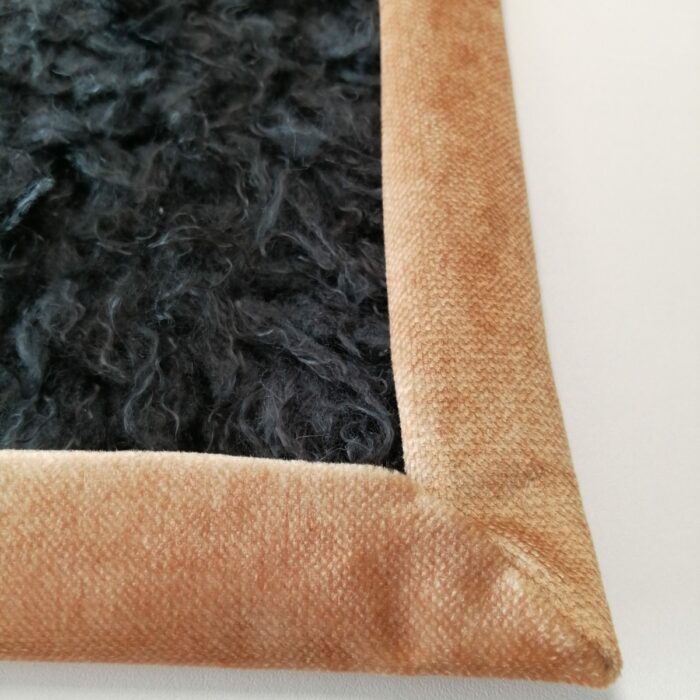 Samt verschiedene Farben, Kunstfell-Plaid, Rückseite Sheep grey – Bild 2