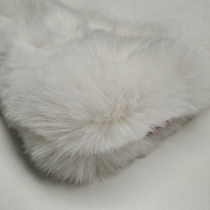 Hermelin ivory, Kunstfell-Kissenhüllen, verschiedene Größen, Auslaufmodell – Bild 2