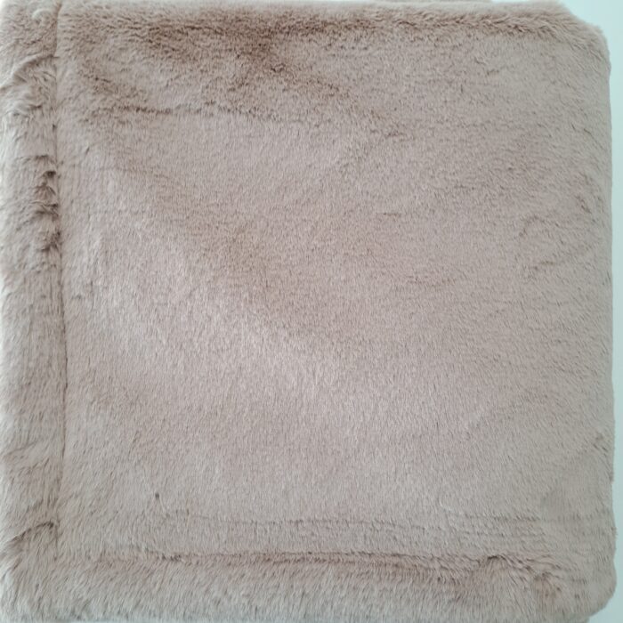 Kanin altrosa, Kunstfell-Plaid, Rückseite Chenille altrosa – Bild 6