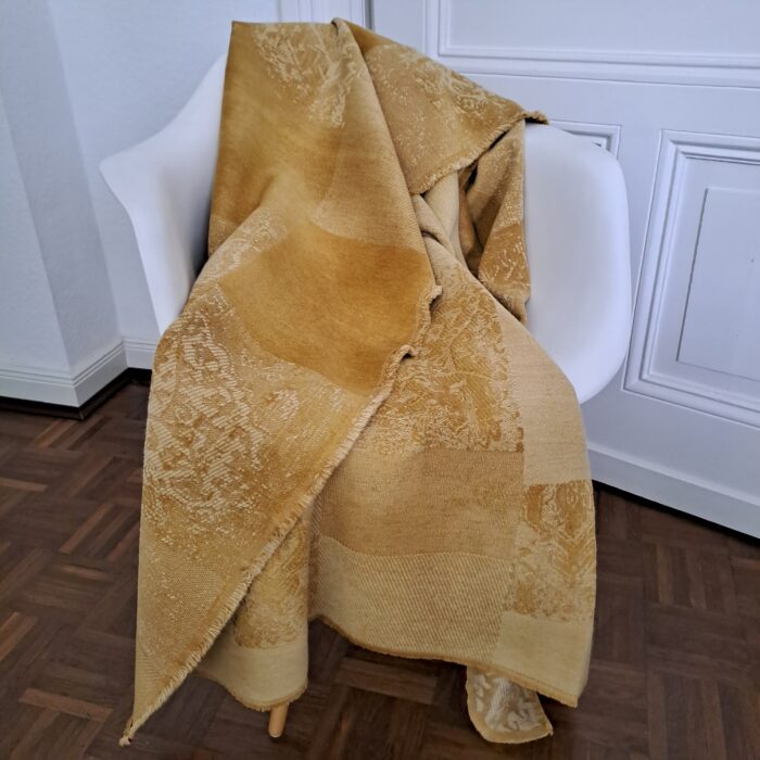 Loft hellgelb, Fransen-Plaid