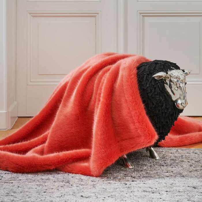 Koralle, Kunstfell-Plaid, Rückseite Wool-Cashmere off-white, Auslaufmodell