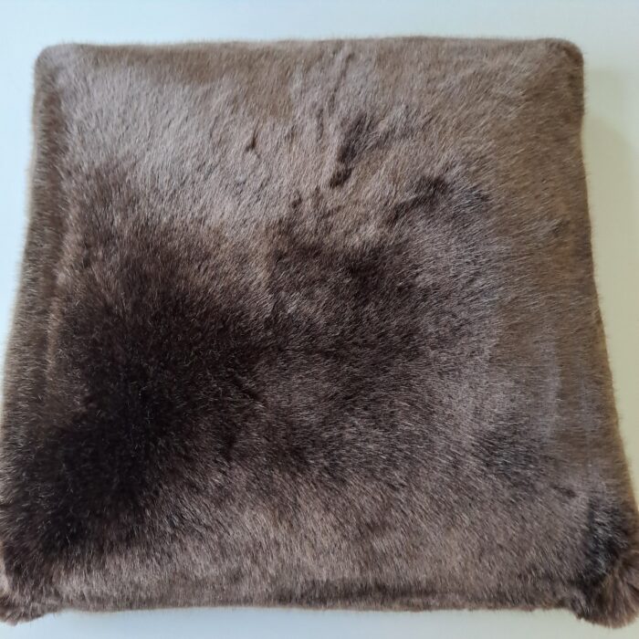 Seal brown, Kunstfell-Kissenhüllen, verschiedene Größen, Auslaufmodell