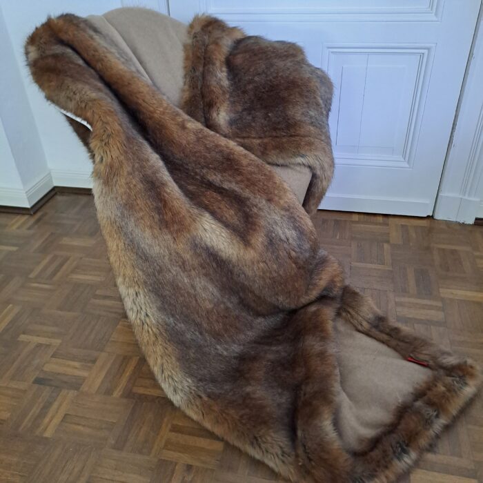 Fuchs brown, Kunstfell-Plaid, Rückseite Wool-Cashmere camel, Auslaufmodell
